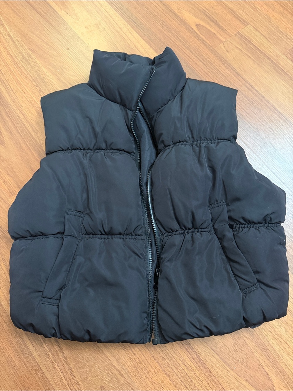Black Cropped Puffer Vest Jacket